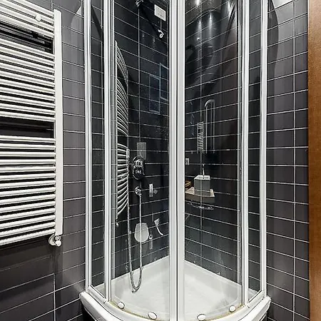 Broglio 2 Design Loft * Milan