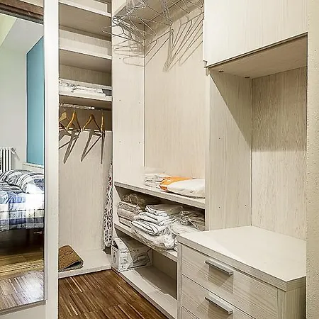 Broglio 2 Design Loft Apartment Milan